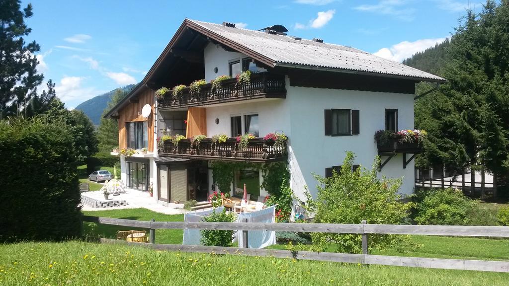 Appartementhaus Theresia Bad Mitterndorf Εξωτερικό φωτογραφία